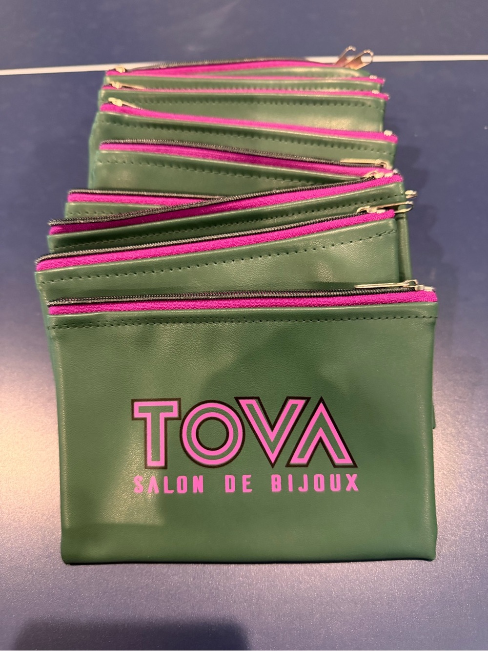 TOVA Green and Pink Logo Mini Pouch - Set of 10
